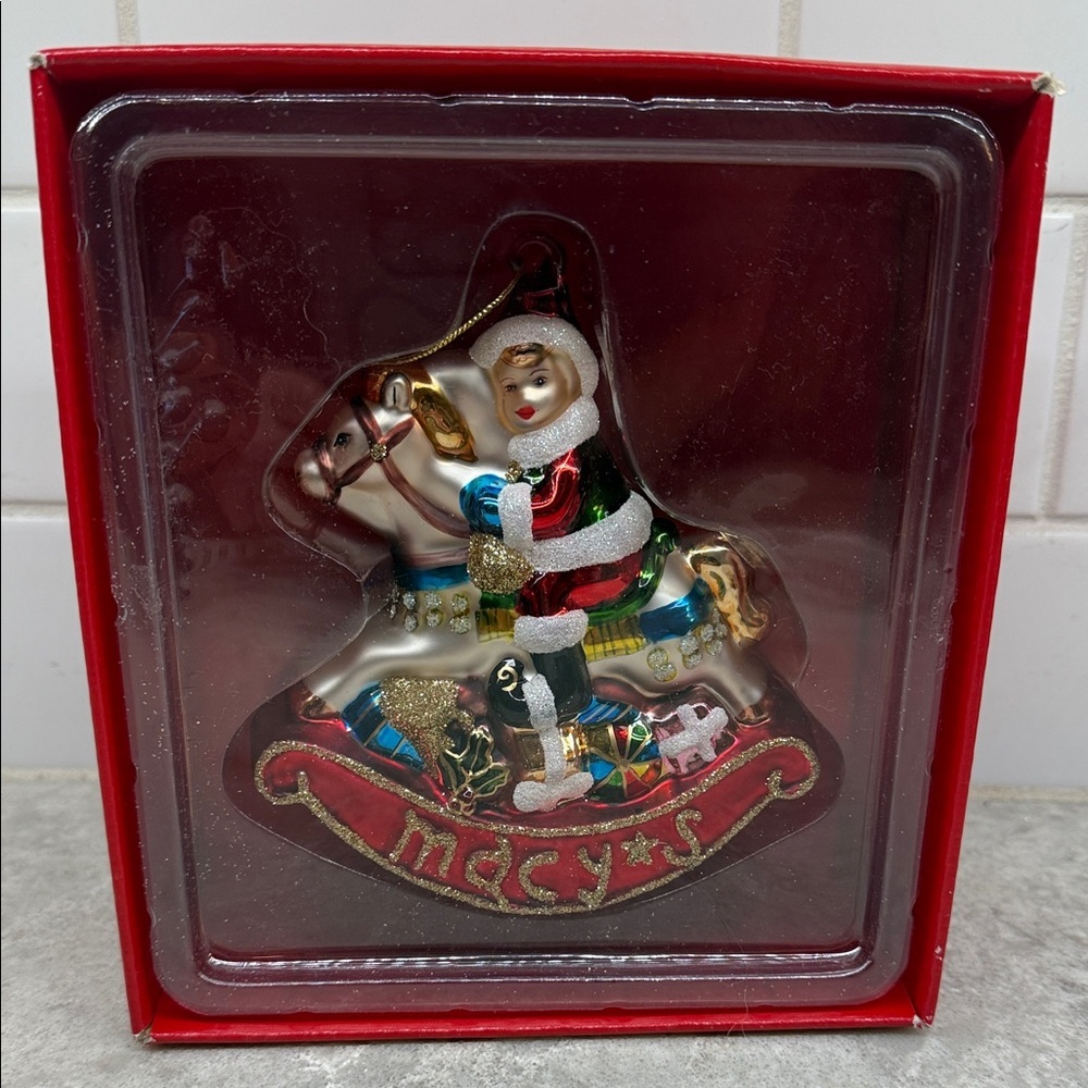 Macy's Handblown painted glass collectible Christmas holiday ornament. 4.5x5 in